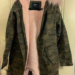 F/W Coat in Camo + Pink
